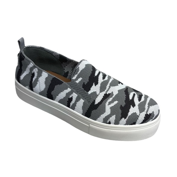 NEW Steve Madden platform grey army print sneakers - Picture 1 of 10